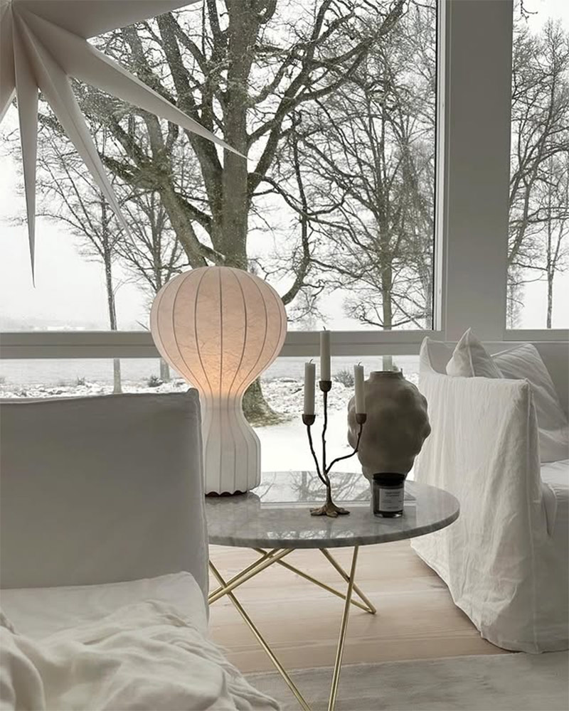 L'intérieur blanc et texturé d'Anette de @whitelivingetc en Suède L'intérieur blanc et texturé d'Anette de @whitelivingetc en Suède