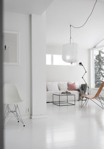 Un canapé en lin blanc pour un décor scandinave minimaliste