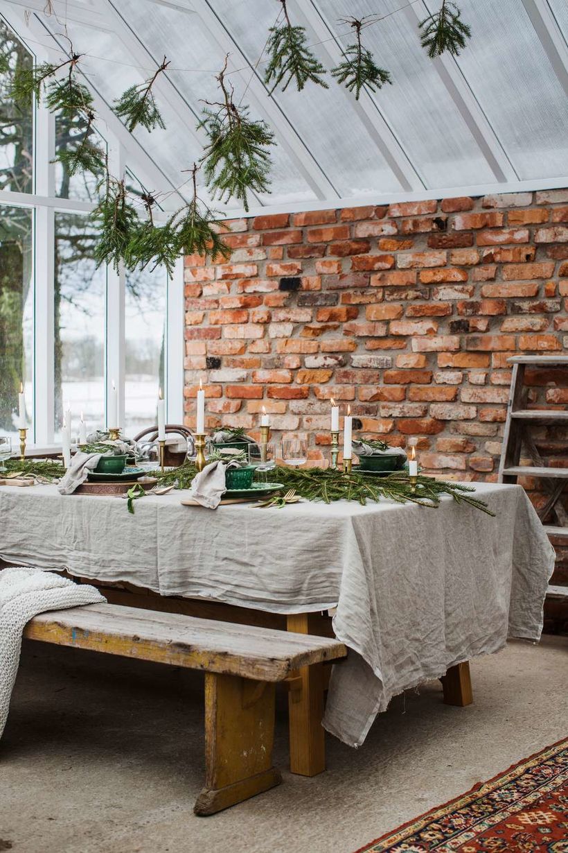 Une table de fête kinfolk, nature et rustique