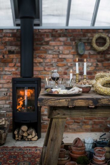 Une table de fête kinfolk, nature et rustique