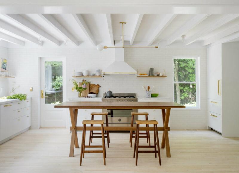 La maison au fond du jardin || JH interior design - Amagansett house