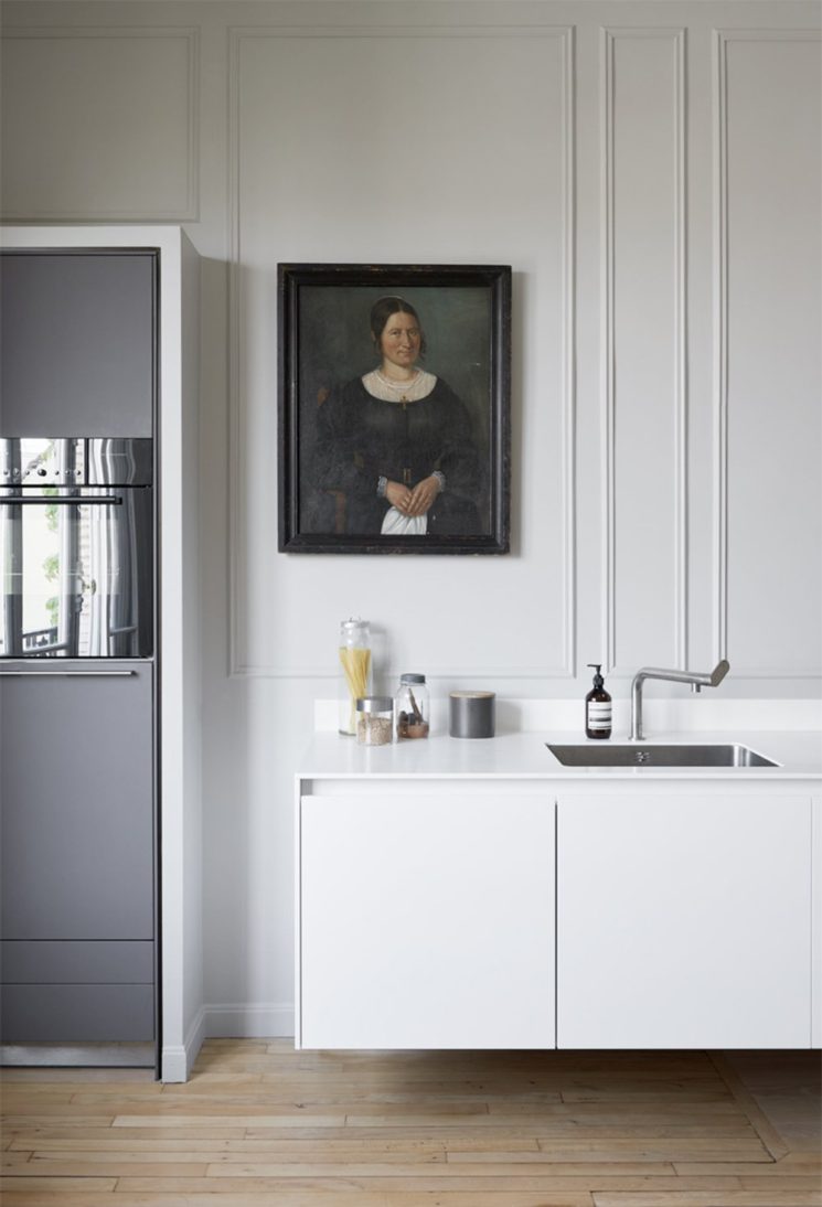 Quelques pistes pour une cuisine minimaliste = L'absence de plinthes Quelques pistes pour une cuisine minimaliste = L'absence de plinthes