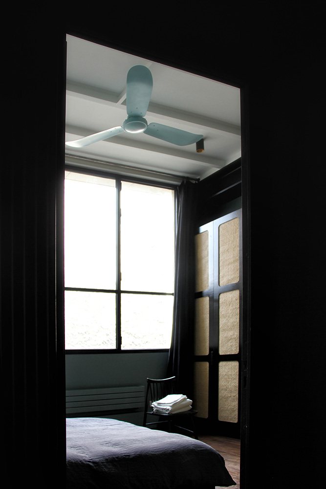 Loft minimaliste sous lumière du Nord par l'atelier Barda