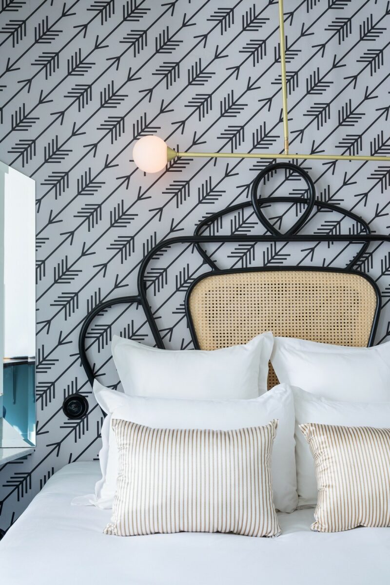 Cannage, quand tu nous tiens... || Chambre de l'hôtel Panache