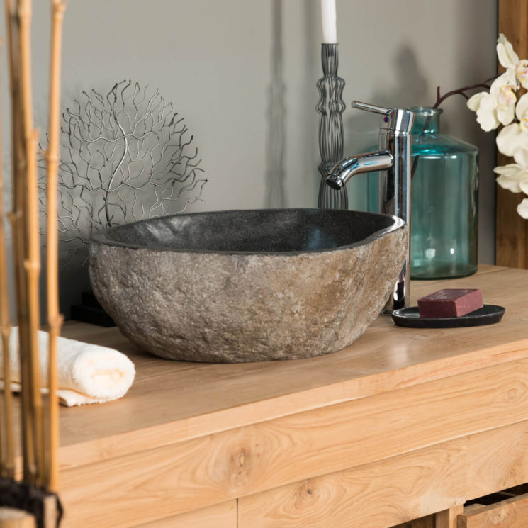 Quelques pistes pour adopter une salle de bain wabi sabi || Vasque à poser en pierre naturelle Wanda Collection