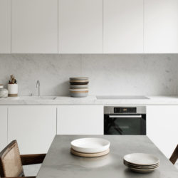 cuisine minimaliste_Brussels-loft-interior-by-Nicolas-Schuybroek