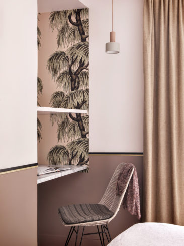 [ Inspiration déco ] Rose blush, Rose saumon || Chambre de l'hôtel Doisy Etoile Paris