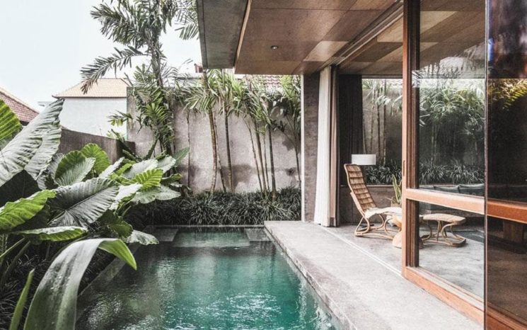 The Slow, hôtel boutique à Canggu Bali, une esthétique brutaliste tropicale