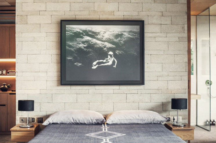 The Slow, hôtel boutique à Canggu Bali, une esthétique brutaliste tropicale