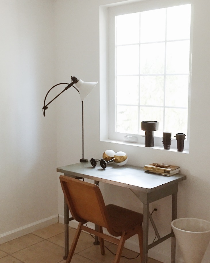 Un petit coin bureau minimaliste vintage