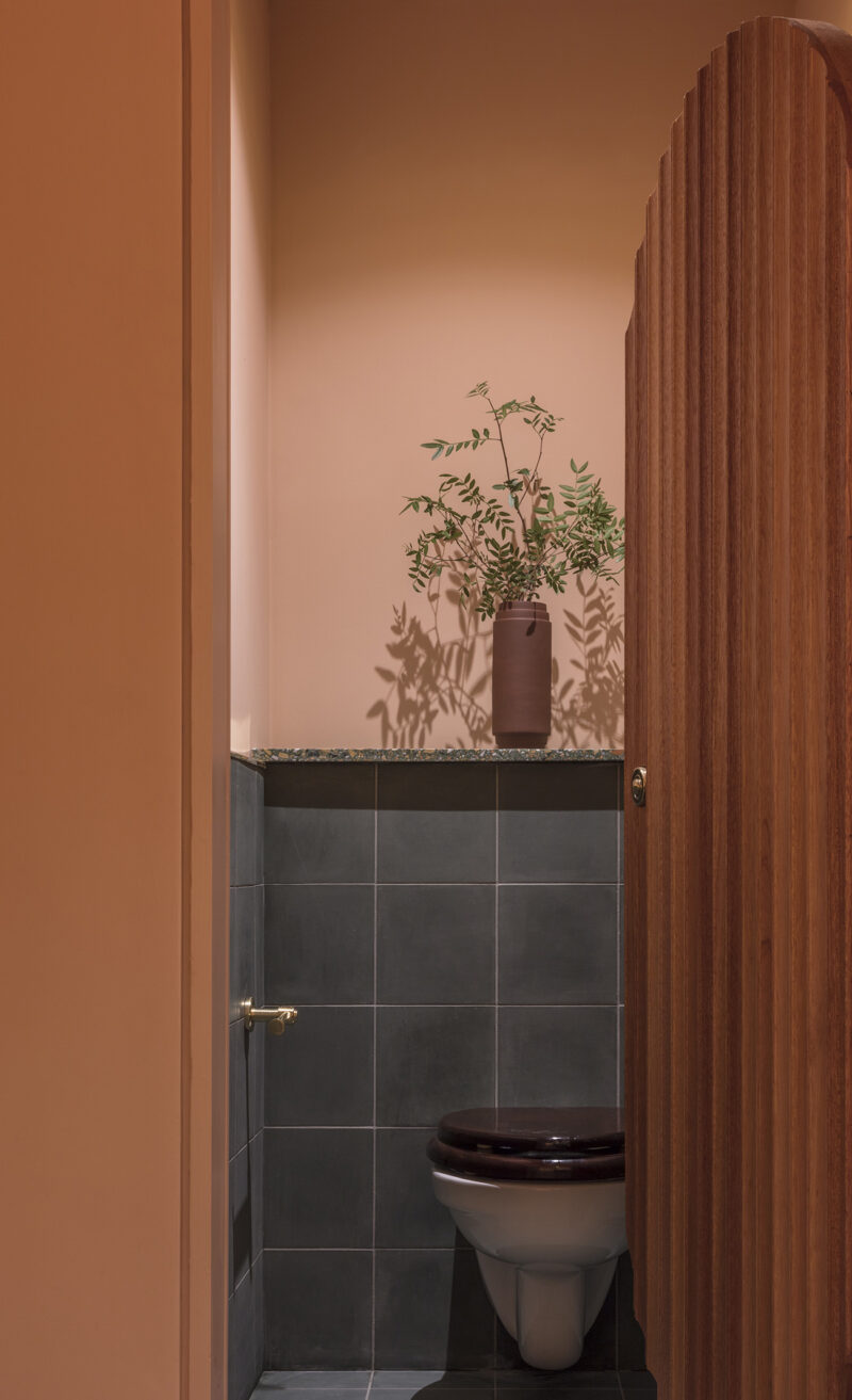 Terracotta mania, le rouge brique est partout || Omar's place à Londre - Conception : studio Sella Concept Terracotta mania, le rouge brique est partout || Omar's place à Londre - Conception : studio Sella Concept