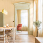 Le retour du jaune paille en déco, vous y croyez ?