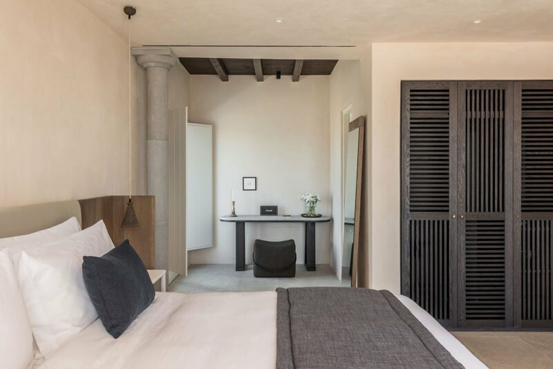 Istoria hôtel à Santorin, par Interior Design Laboratorium (Athènes)