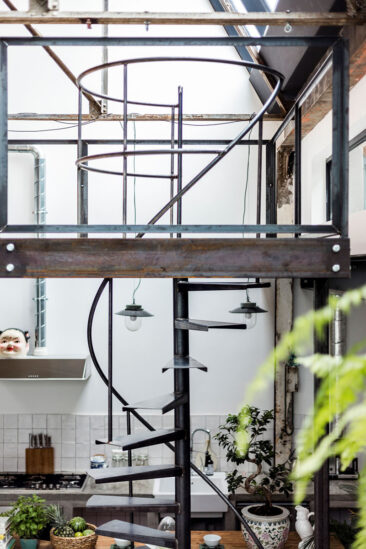 Un loft de style industriel à Amsterdam