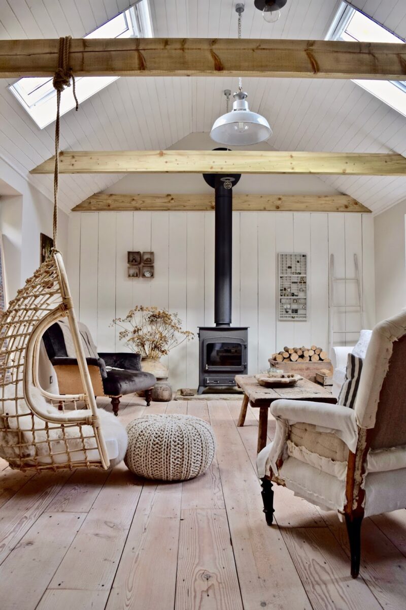 [ Atout charme du pin en aménagement intérieur ] Esprit shabby chic pour cette maison de campagne