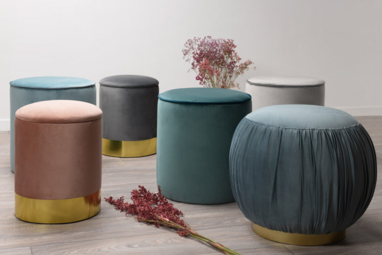 Collection néo Art Déco Zago // Poufs en velours, Queen