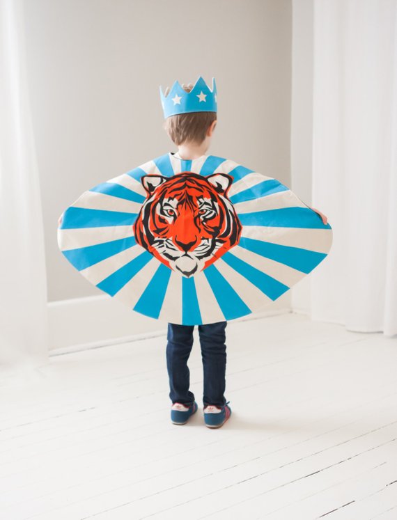 Cape de super héros, Daniel le tigre - Boutique Lovelane sur Etsy