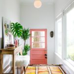 6 astuces pour rendre sa porte d’entrée design et glamour*