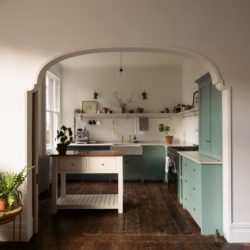 Devol Kitchens – Shaker kitchen edwardian villa cardiff_1