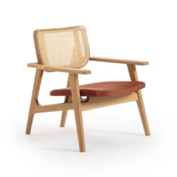 Nouveau catalogue Ampm SS2019 // Fauteuil en chêne massif et dossier canné, Philea