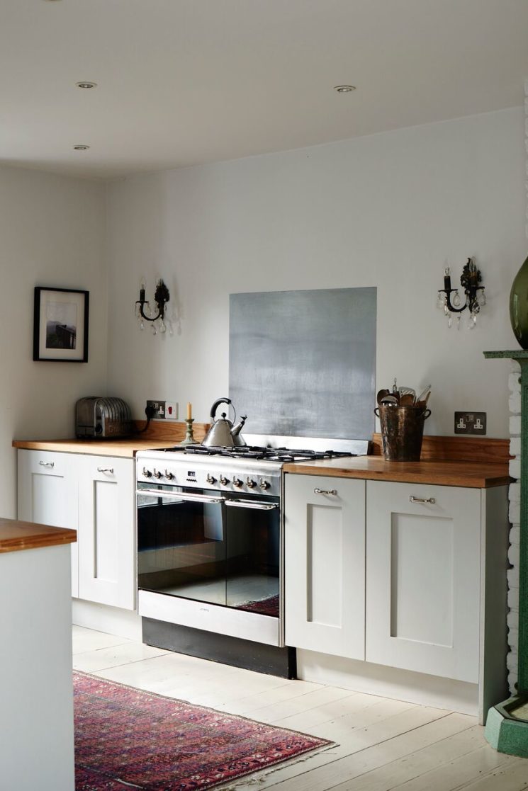 [ Idée déco ] Un tapis persan dans la cuisine // Design intérieur Cassandra Ellis