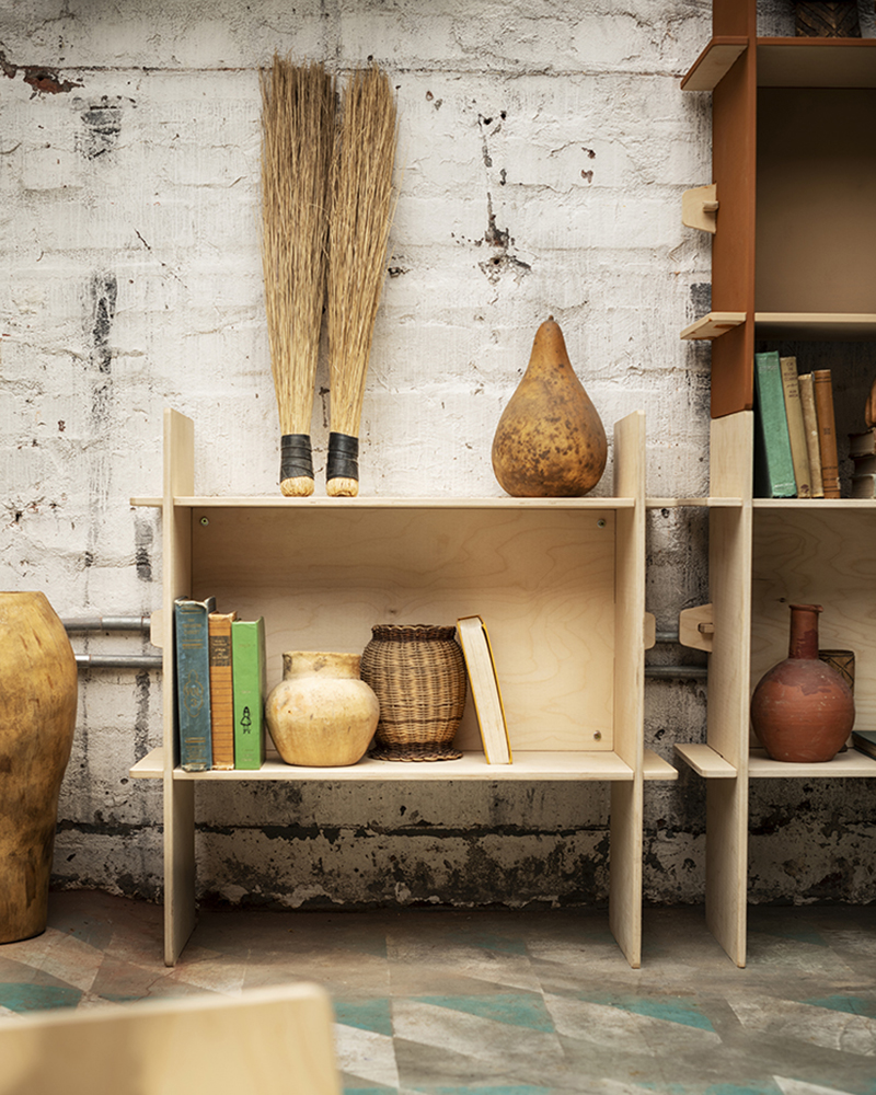 Collection Överallt Ikea - Disponible en mai 2019 || Fauteuil et étagères par Issa Diabate + Kevin Gouriou