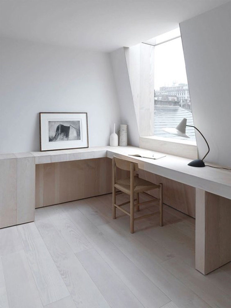 Un bureau minimaliste de style scandinave par McLaren. Excell