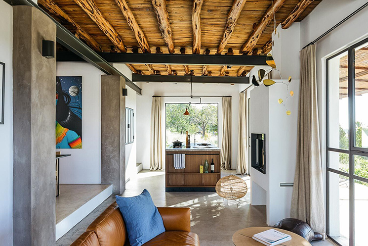 The Campo Loft à Ibiza, un style industriel et rustique