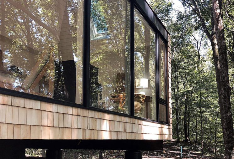 The Hut, un projet de l'agence Midland // une maison/cabane, au style moderne rustique