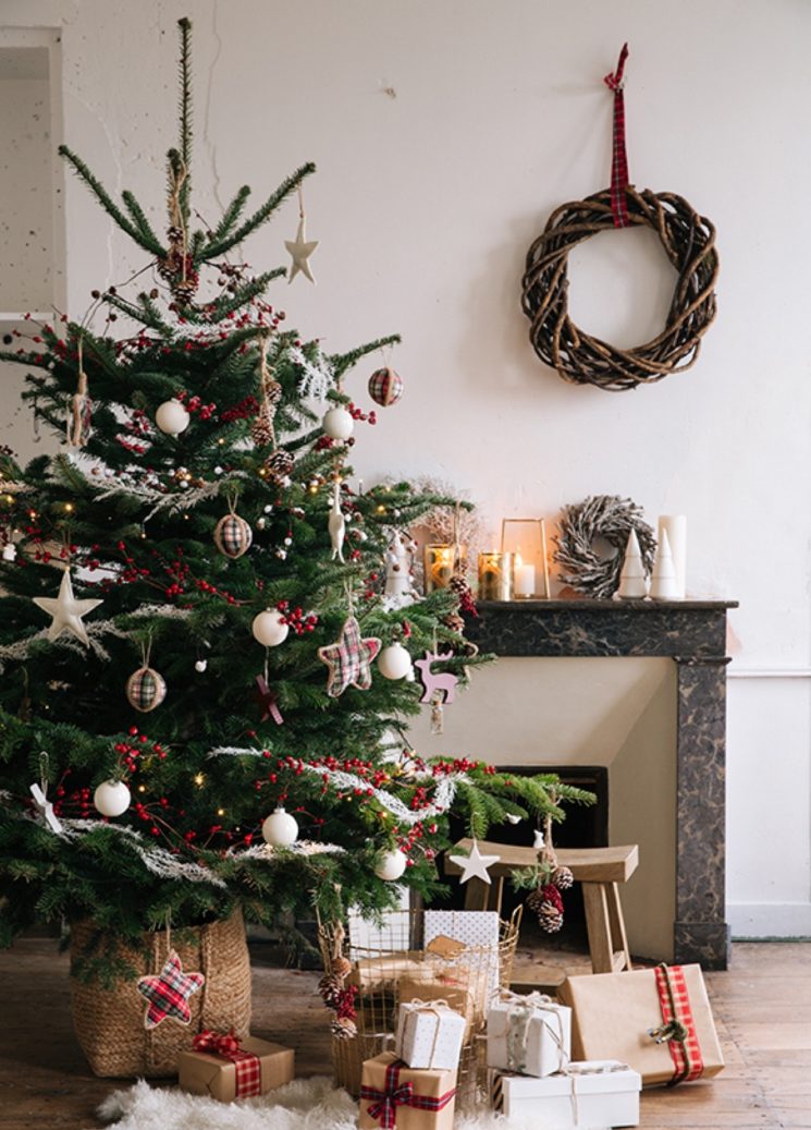 Du tartan pour le décor de Noël 2019 de La Redoute 