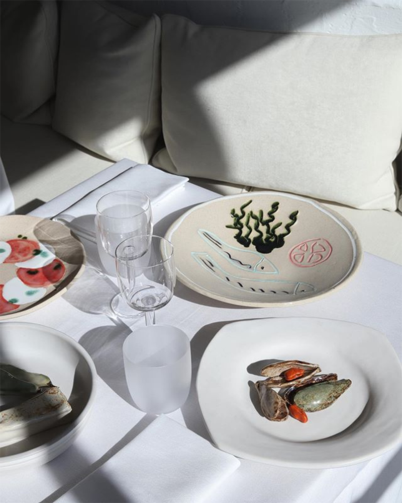 Le restaurant Oursin aux Galerie Lafayette par Simon Porte Jacquemus Le style méditerranéen à tendance French Riviera // Le restaurant Oursin aux Galerie Lafayette par Simon Porte Jacquemus