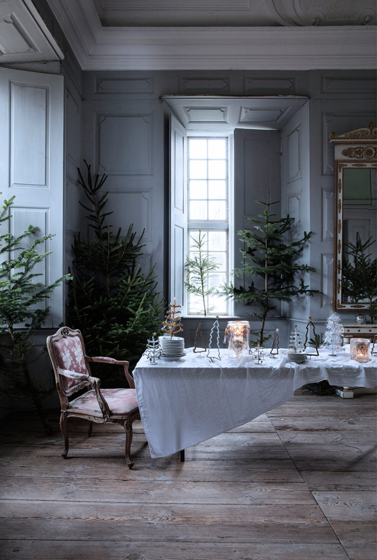 Table de Réveillon au château - Catalogue de Noël 2019 de la marque danoise Walther&co