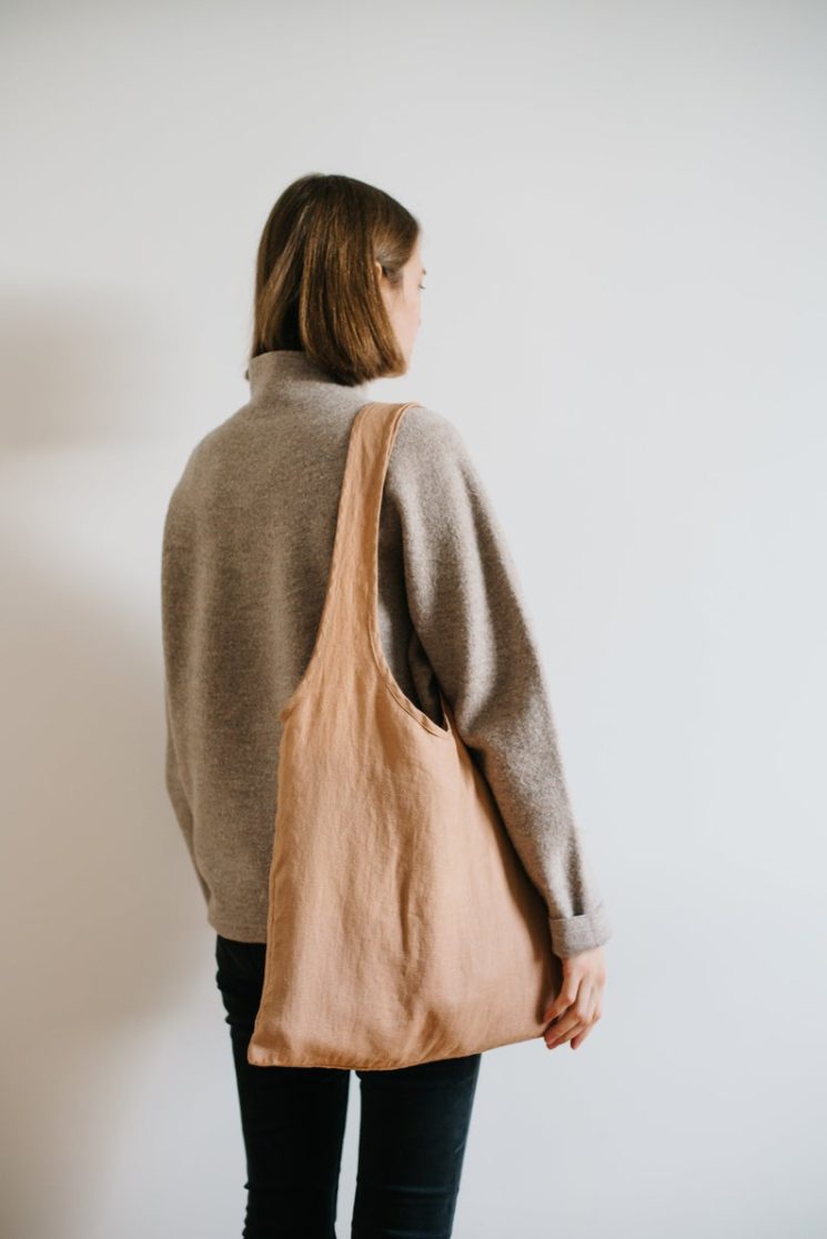 Sac minimaliste en lin, 24 € sur la boutique Etsy QuietObjects