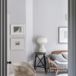 Un intérieur « classique » revisité en blanc par Faye Toogood