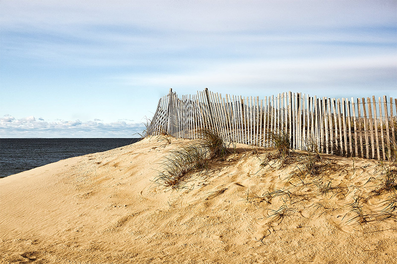 Maram hotel à Montauk, un hôtel slow en face de l'océan par le studio Tack