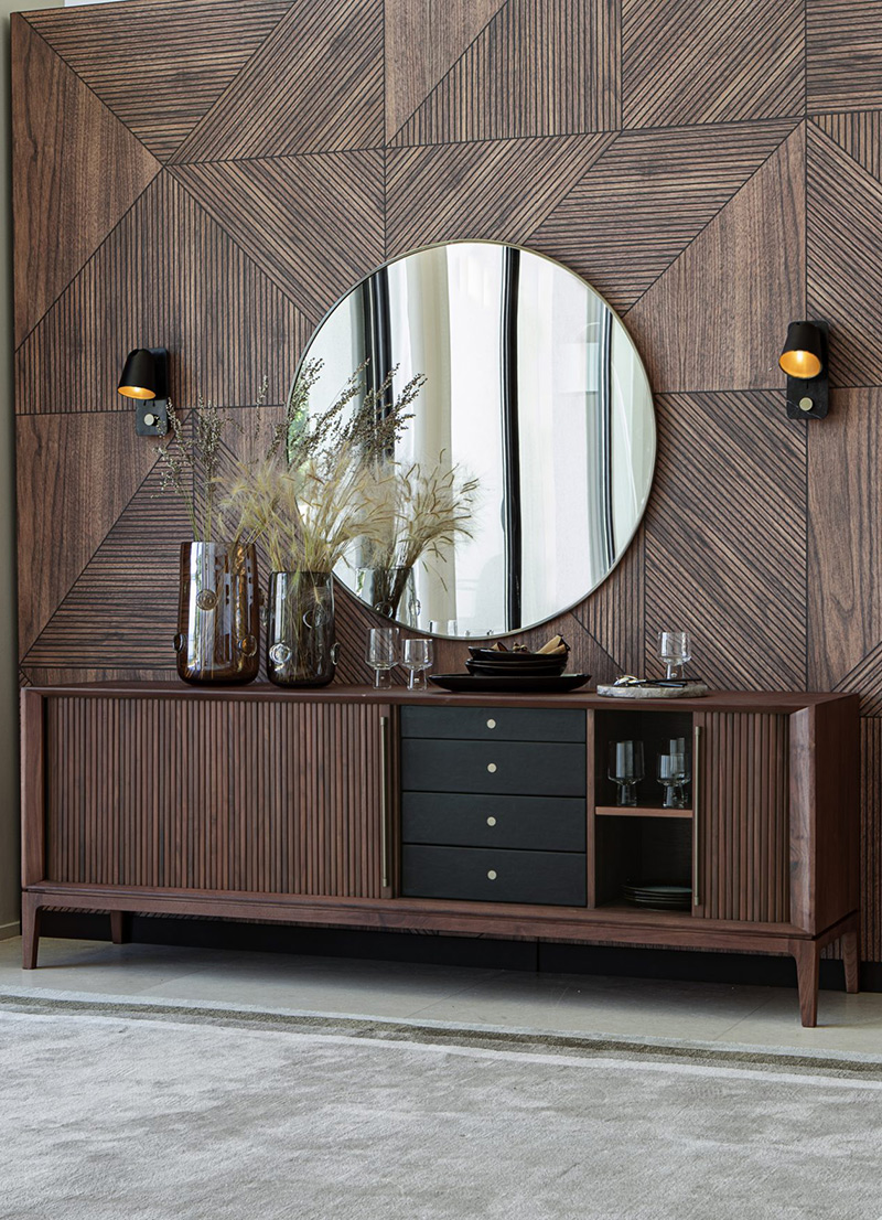 Nouvelle collection Automne Hiver 2020, Am.Pm // Buffet enfilade, noyer et cuir, Liamca, 2099 € sur Ampm