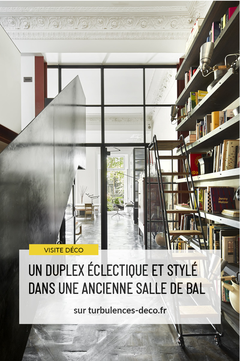 Un duplex au décor éclectique et stylé dans une ancienne salle de bal à Londres à retrouver sur Turbulences Déco