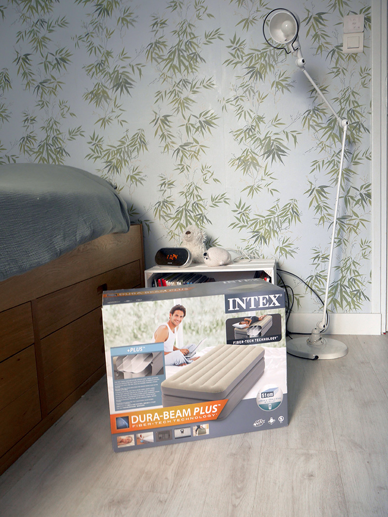 Un matelas d'appoint gonflable pour les invités // Test produit Lit gonflable Intex