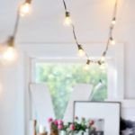 Adoptez la guirlande lumineuse guinguette en déco ! *