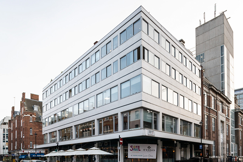 Appartement à l'aménagement tout en longueur - themodernhouse - Great Titchfield street