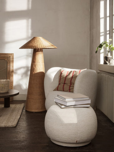 Catalogue Ferm Living SS2021 // Lampadaire en rotin surdimensionné, Dou Floor Lamp