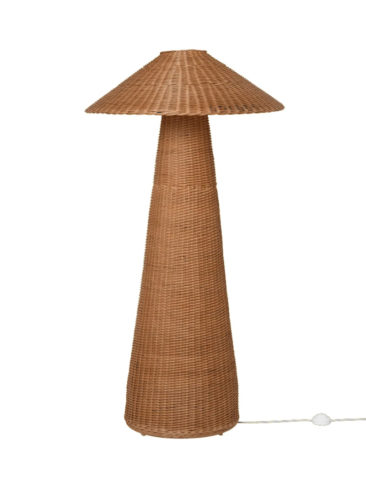 Catalogue Ferm Living SS2021 // Lampadaire en rotin surdimensionné, Dou Floor Lamp