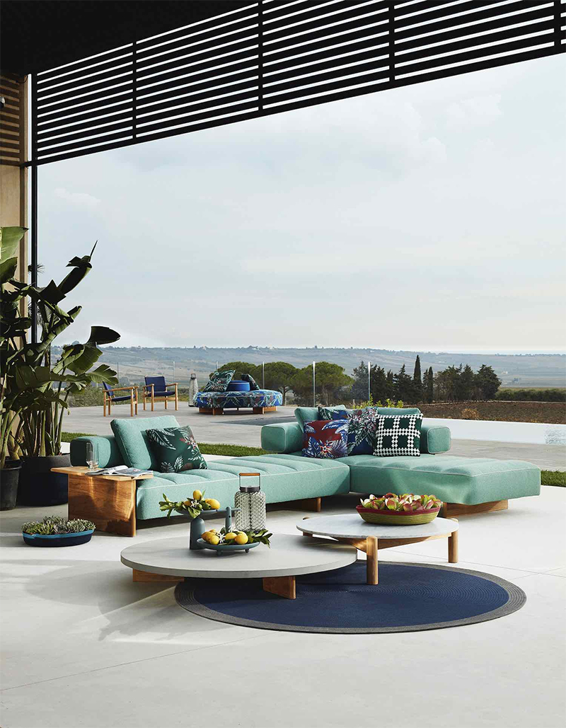 The Cassina Perspective Goes Outdoor 