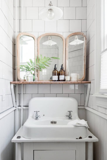 This Old Hudson, un style shabby chic épuré // Salle de bains antique