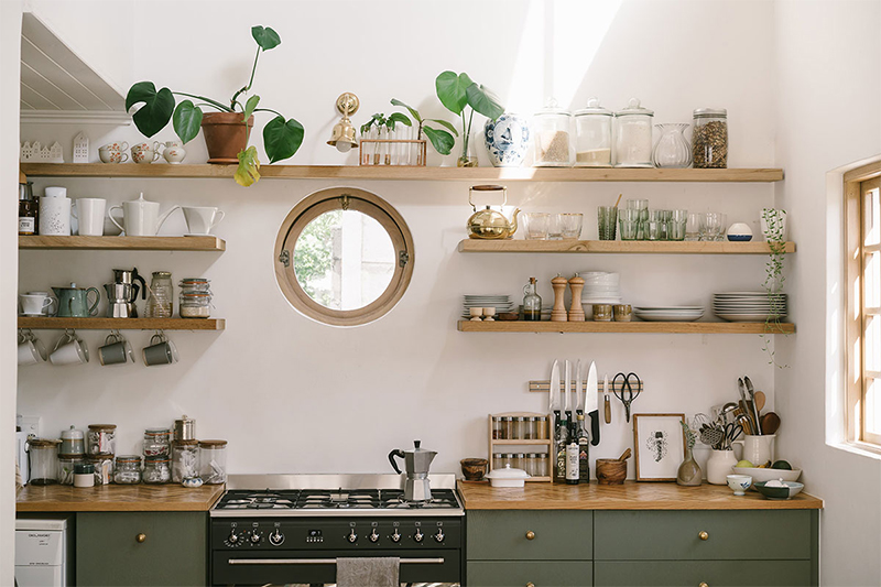 Nos conseils déco pour étagères murales de cuisine