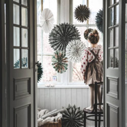 annakubel_etoiles-de-noel-pliees-scandinaves-diy_1