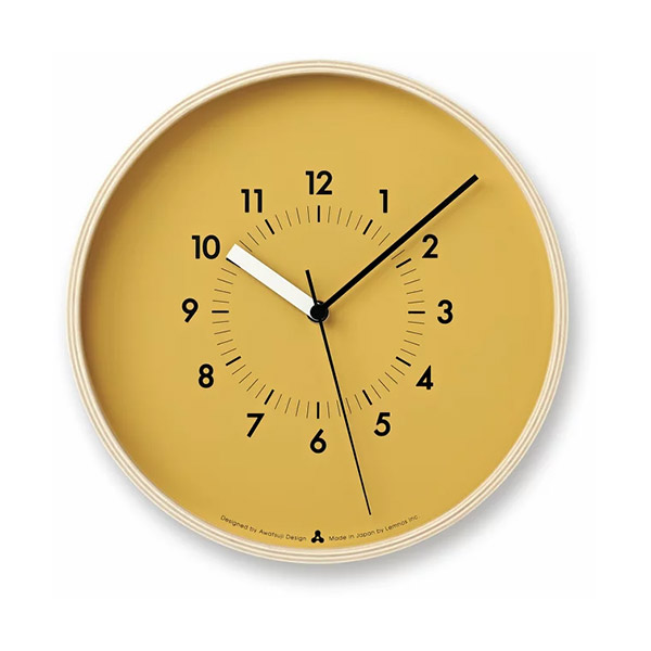 Horloge jaune, Awa Soso, design : Awatsuji Design pour Lemnos