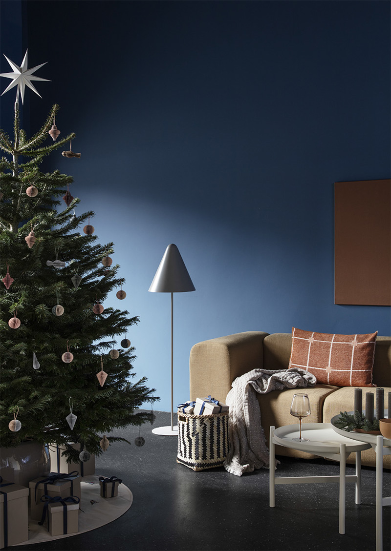Catalogue de Noël 2021 Broste Copenhagen - Un sapin traditionnel pour un décor design
