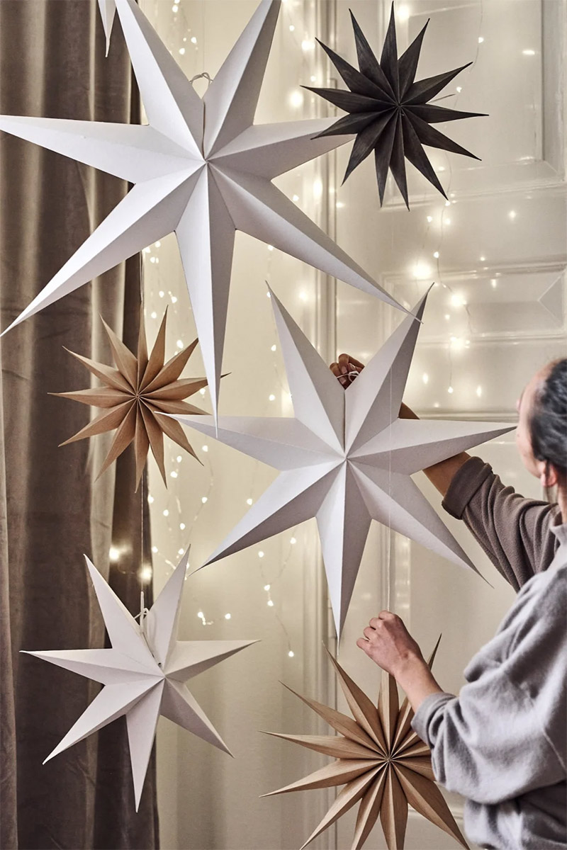 Comment mettre en lumière son décor de Noël avec des guirlandes lumineuses // Catalogue Broste Copenhagen