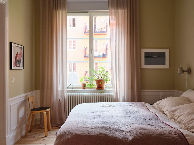 Une chambre en camaïeu de couleurs pastel